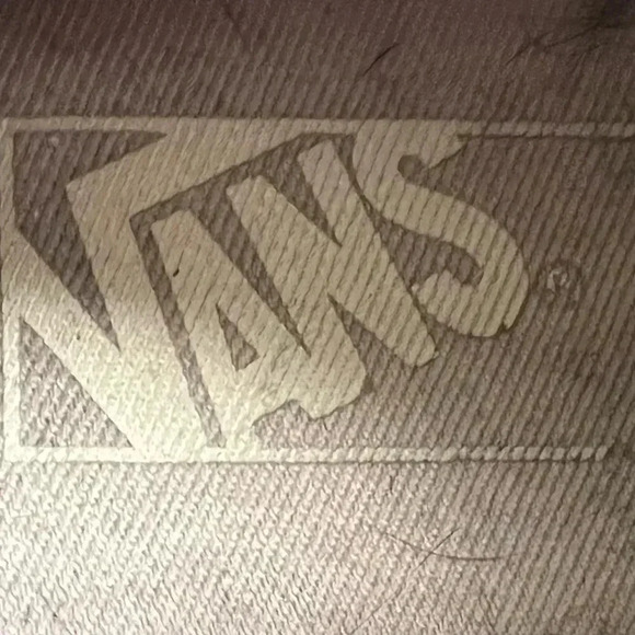 VANS | women’s suede snakeskin lace up classic sneakers. Size: 8 - Picture 6 of 11